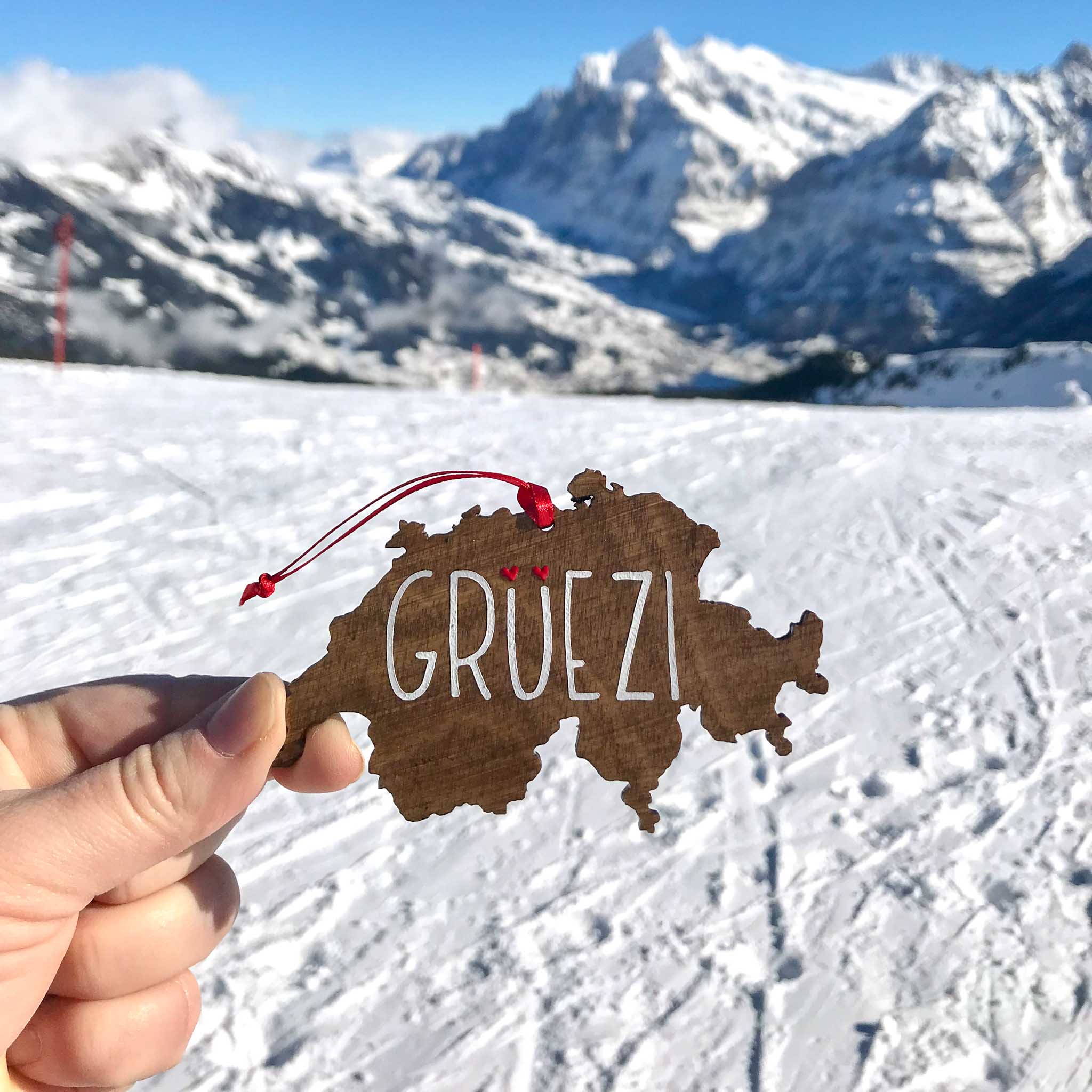 Handpainted Swiss Souvenir with the word Grüezi 