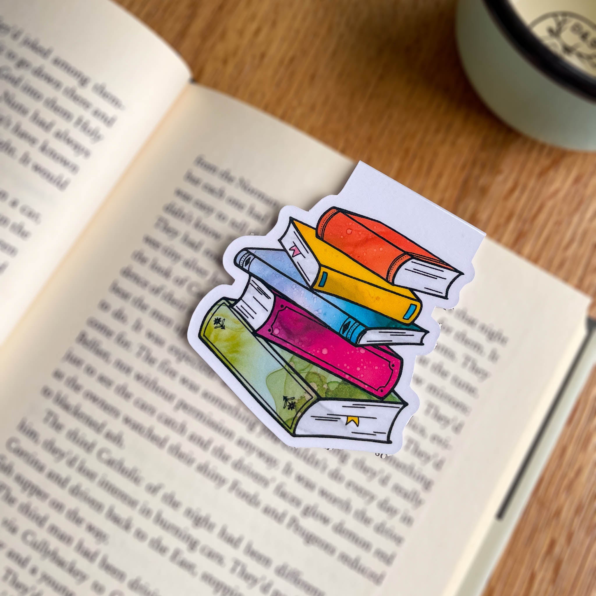 Gift for book lovers - magnetic book mark featuring an illustrated book ...